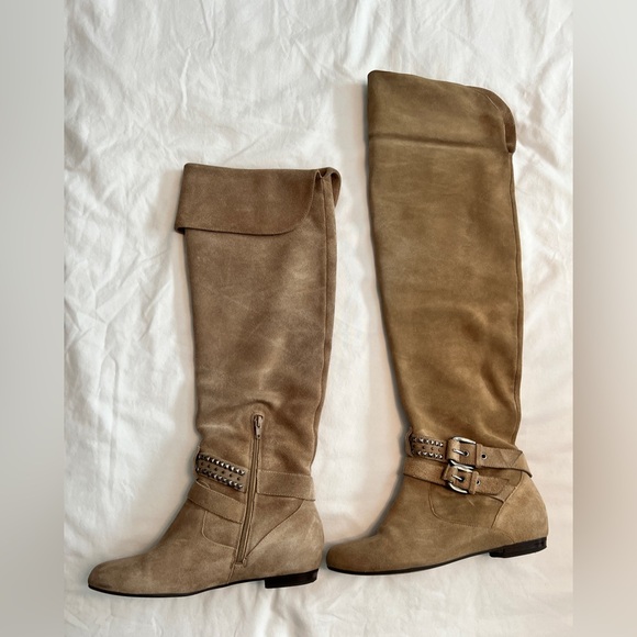 BCBGeneration Cristina Over The Knee Neutral Tan Suede Buckled Boots Size 7.5 - Picture 1 of 9